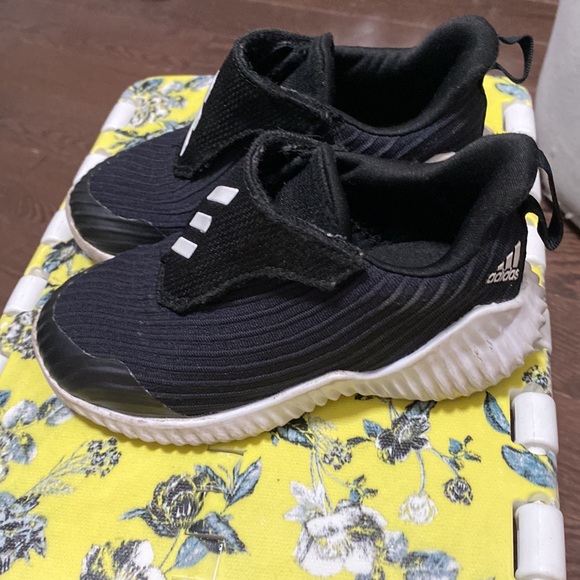 Adidas toddler sneakers - Picture 3 of 5